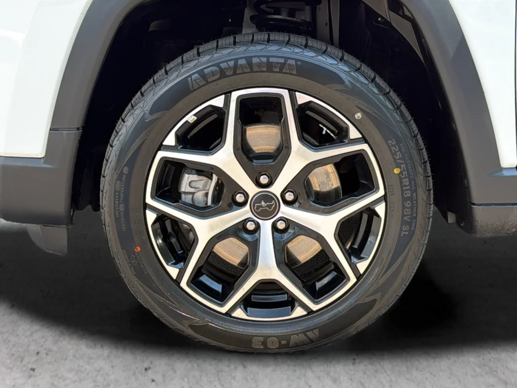 2025 Jeep Compass Limited - Photo 33