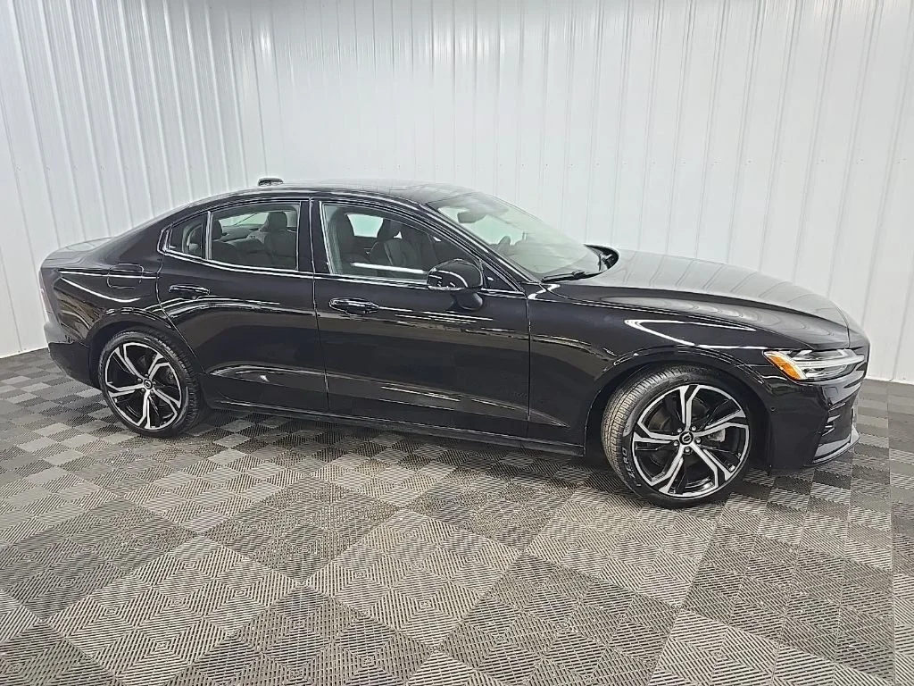 2025 Volvo S60