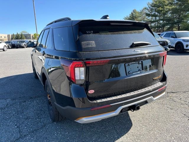 New 2026 Agate Black Metallic Ford Tremor® image 6