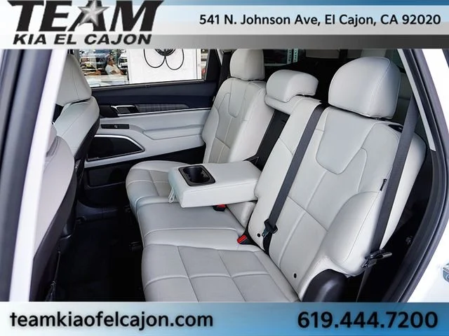 Certified Used 2024 White Kia EX FWD image 17