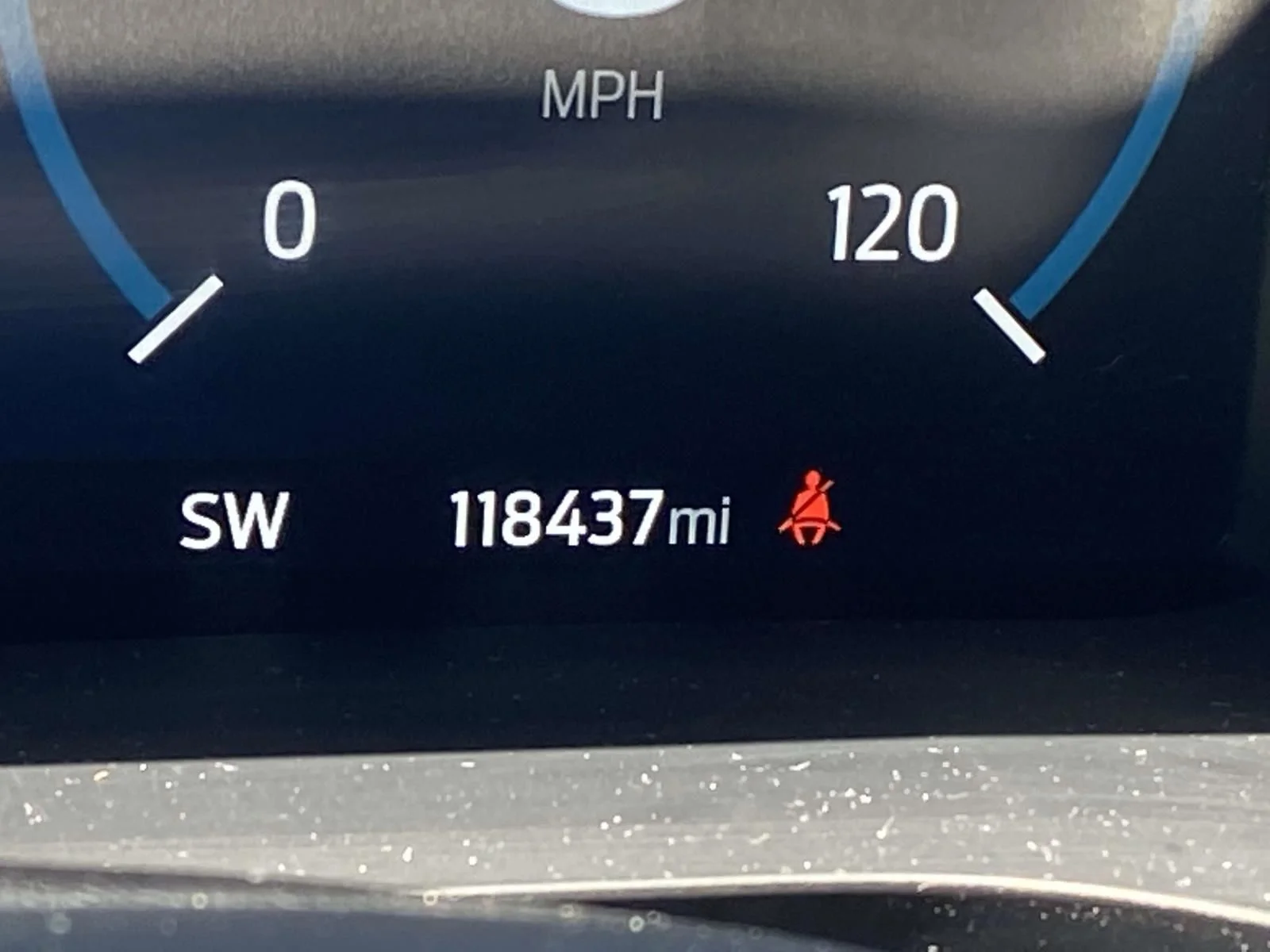 Used 2022 Silver Ford Lariat image 30