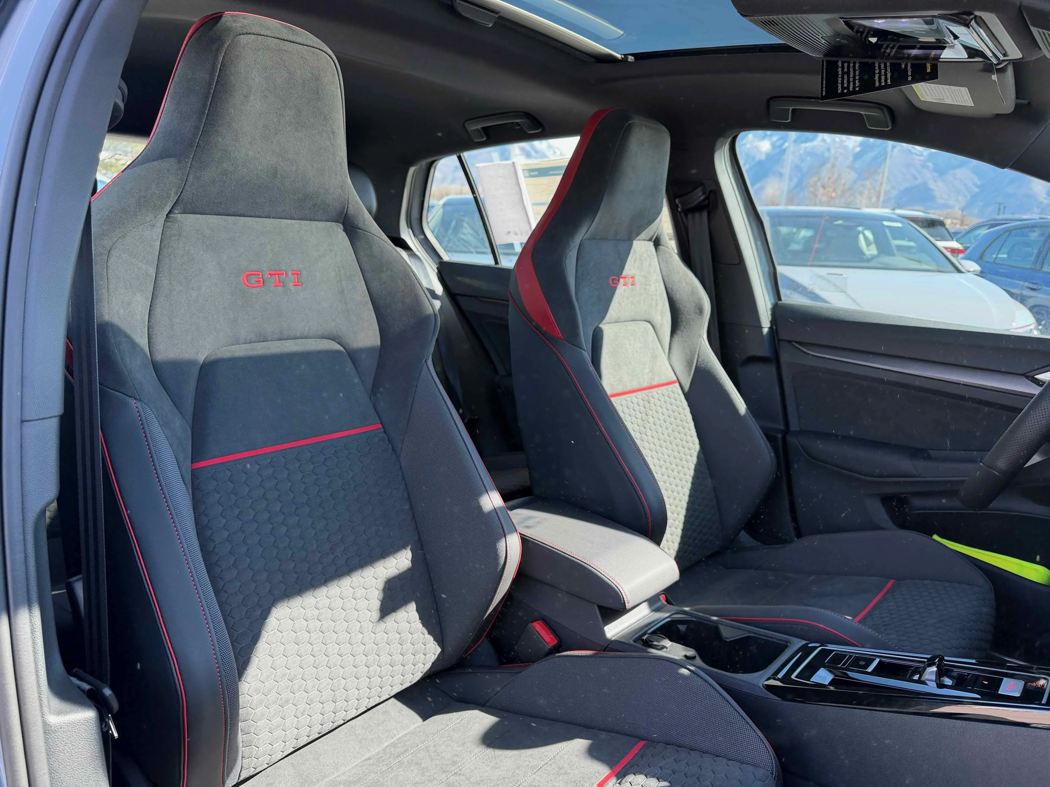 New 2026 Moonstone Volkswagen SE image 35