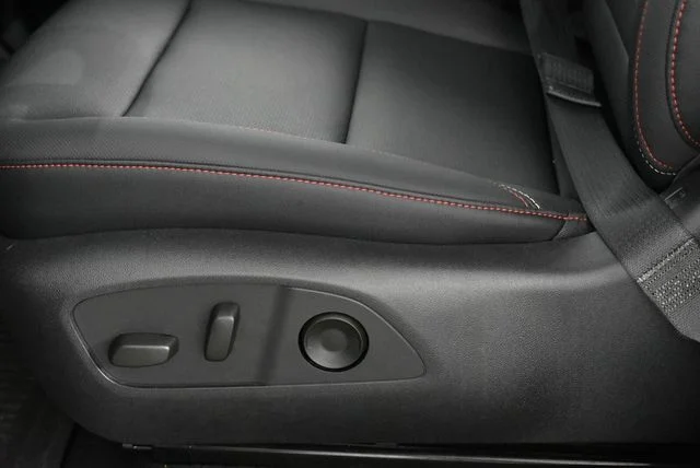 Used 2026 Black Chevrolet Z71 image 35