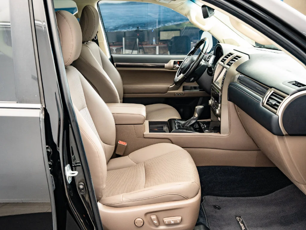 Certified Used 2021 BLACK Lexus 460 Premium image 22