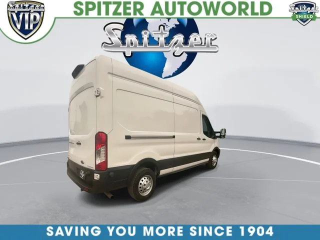 Used 2023 White Ford Base image 9