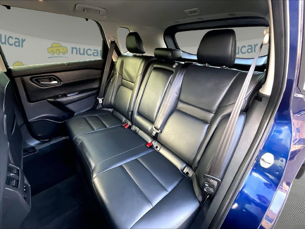Used 2024 Deep Ocean Blue Pearl/Super Black Nissan SL image 15