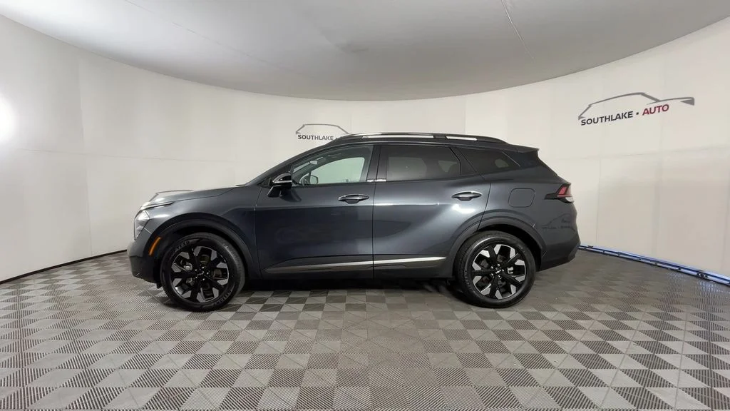 Used 2023 Gray Kia X-Line image 7