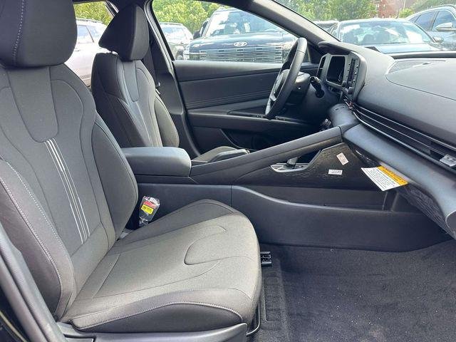 New 2026 Black Hyundai SEL Sport image 16