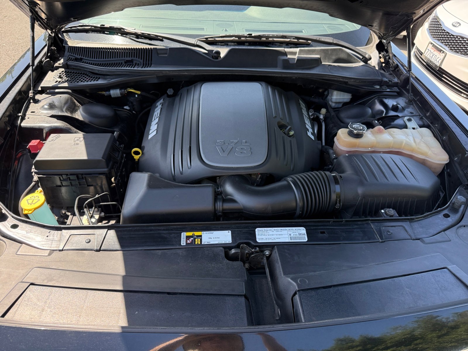 Used 2014 Black Clearcoat Dodge R/T image 20