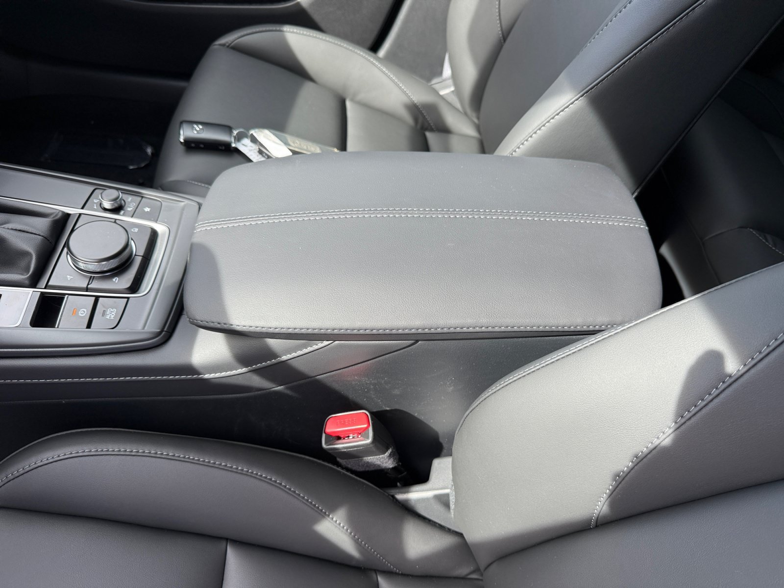 New 2026 Aero Gray Metallic Mazda 2.5 S Preferred image 14