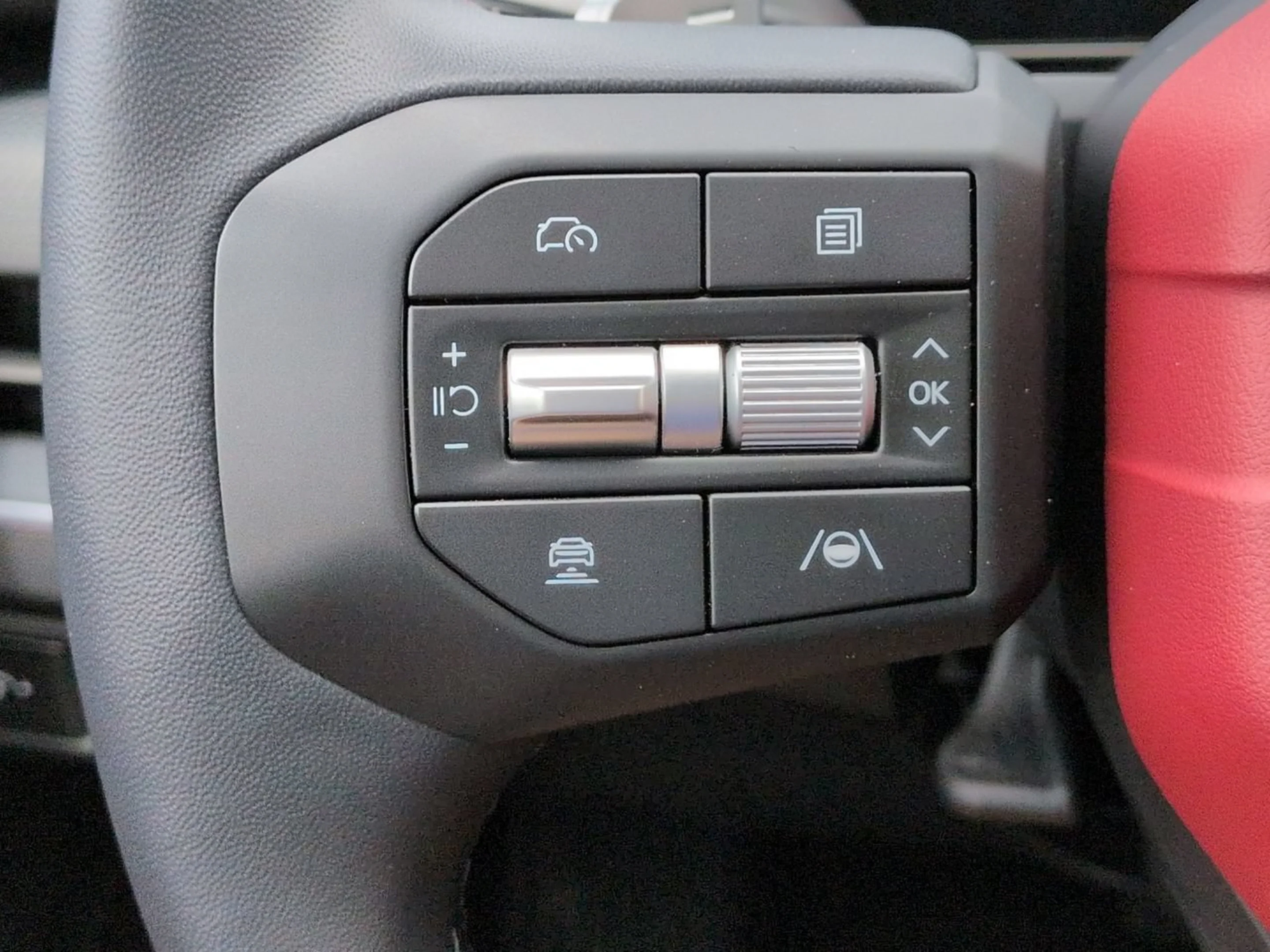 New 2026 Snow White Pearl Kia GT-Line image 39
