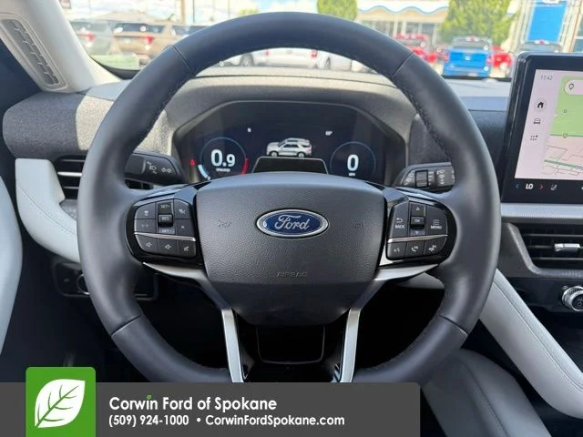 New 2026 Star White Metallic Tri-Coat Ford Platinum image 20