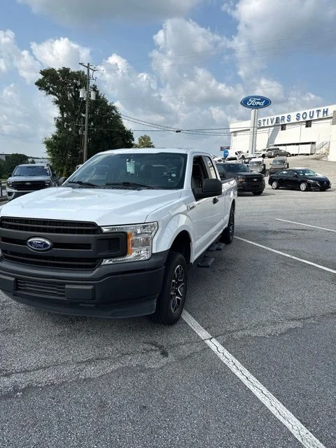Used 2019 White Ford XL image 3