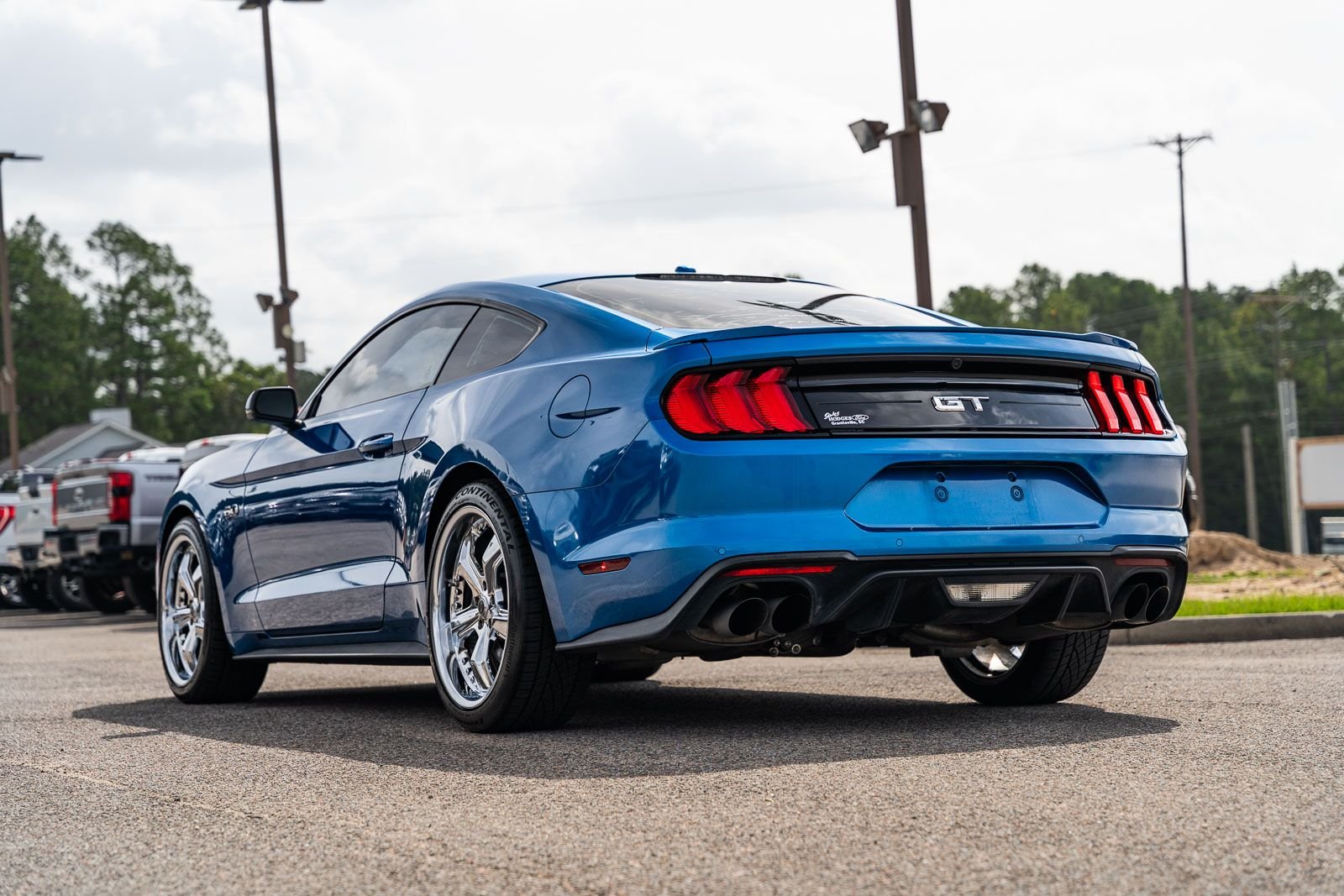 Certified Used 2019 Blue Ford GT Premium image 5