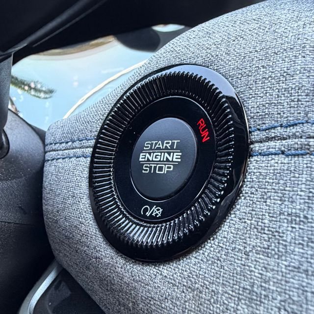 Used 2024 White Jeep Latitude image 23
