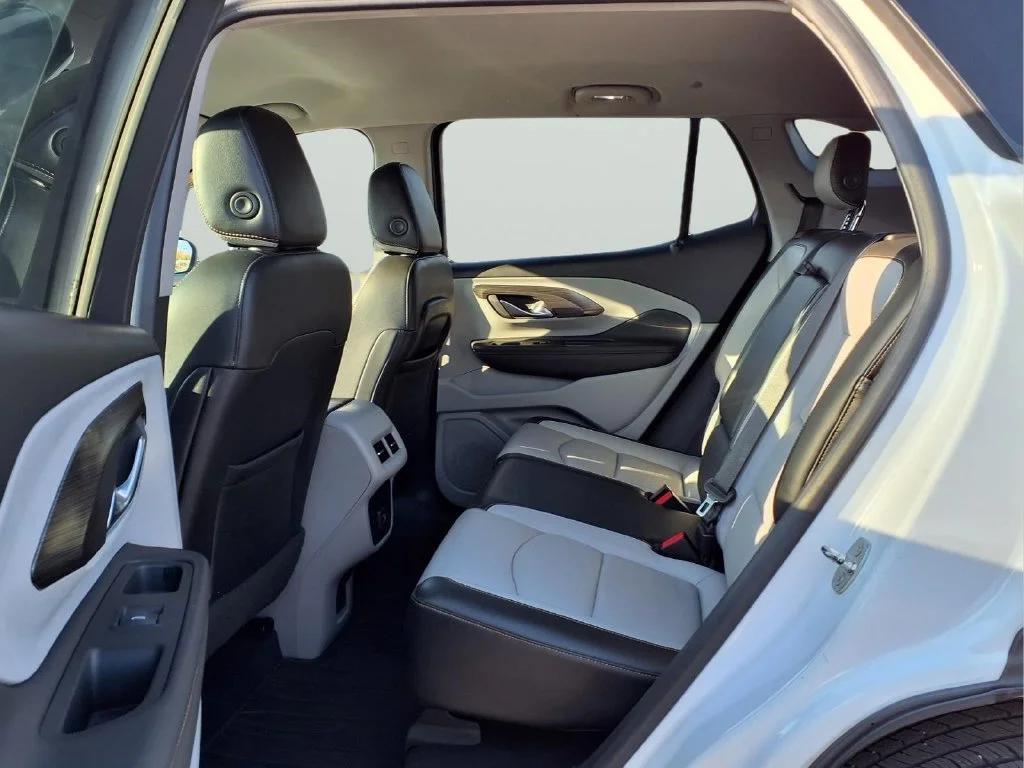 Used 2020 White GMC SLT image 10