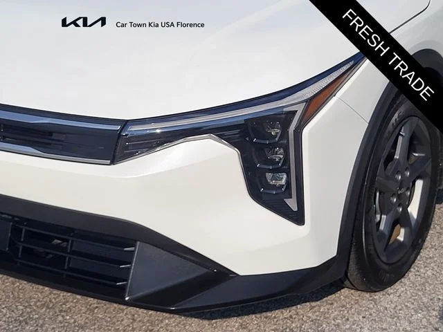 Certified Used 2025 White Kia LXS image 7