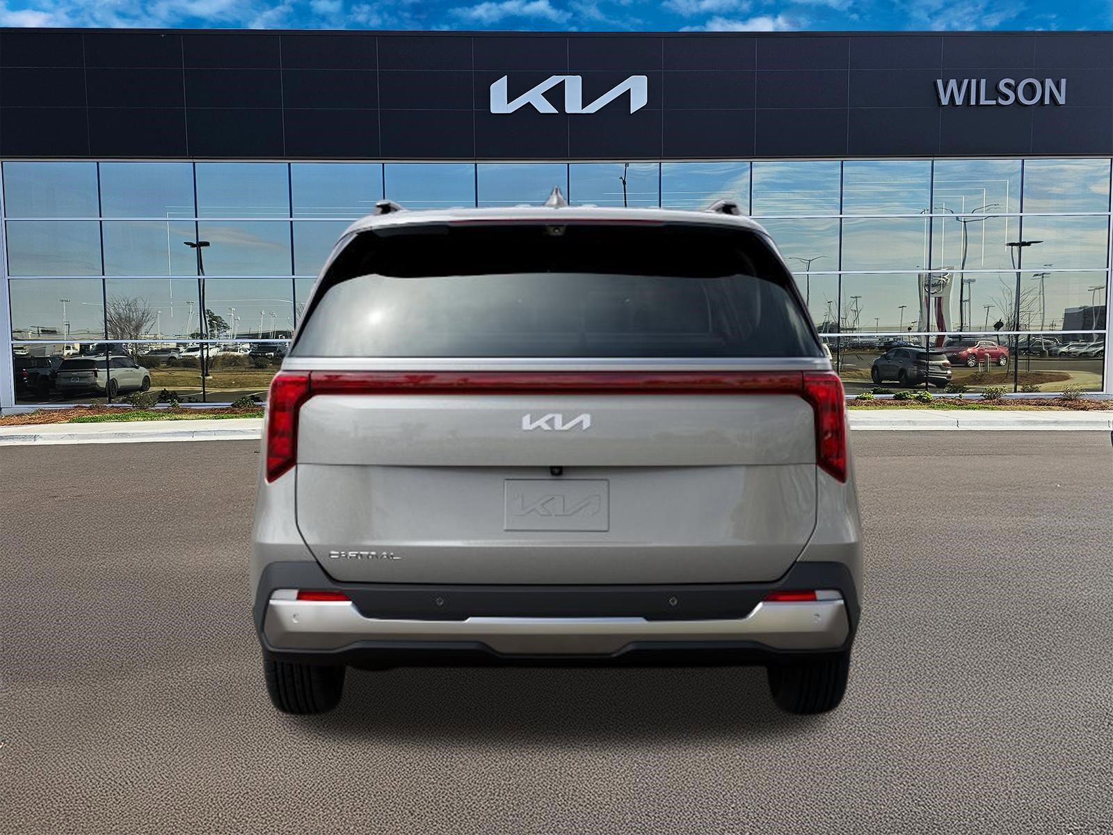 New 2026 Ivory Kia  image 5