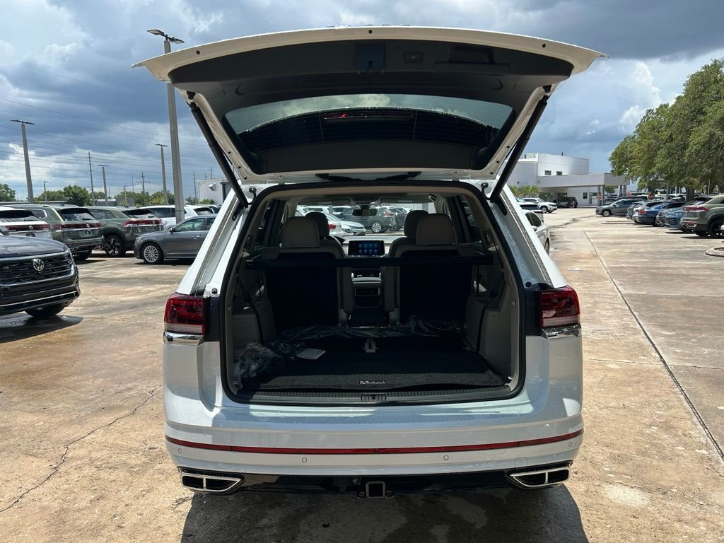 New 2026 White/off-white Volkswagen 2.0T SEL Premium R-Line image 48