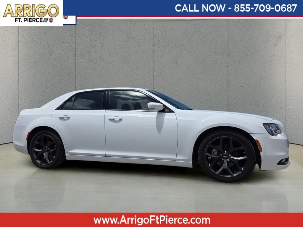 2023 Chrysler 300 S