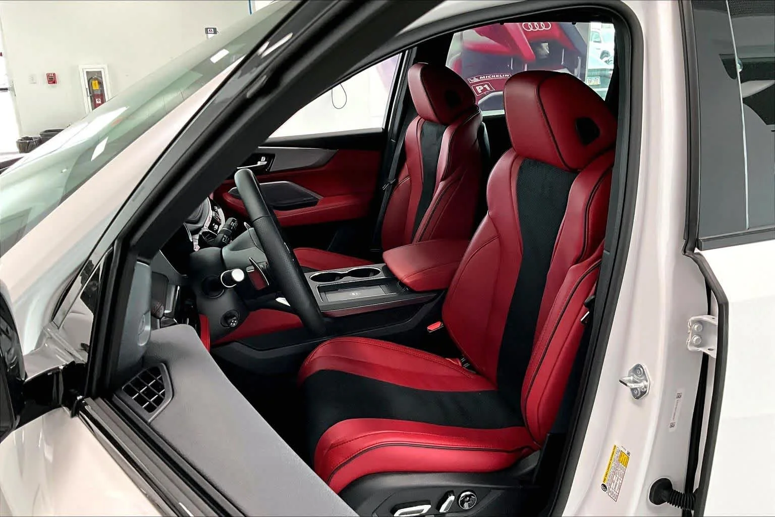 New 2026 Platinum White Pearl Acura w/A-Spec Package image 9