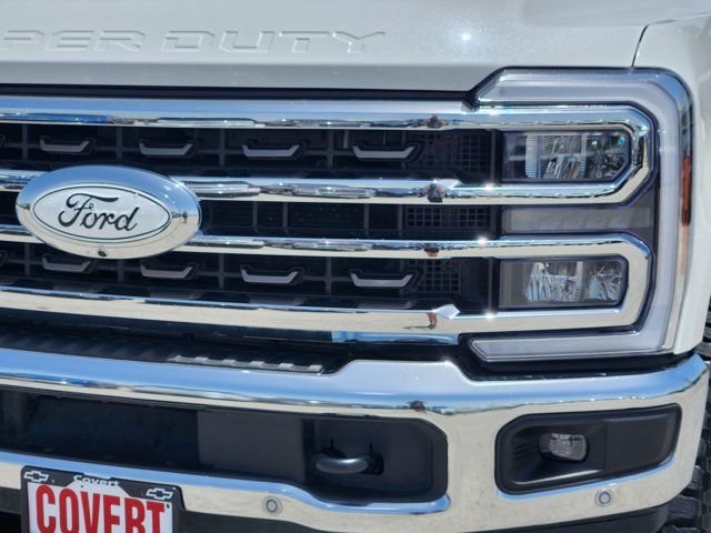 Used 2025 White Ford King Ranch image 8