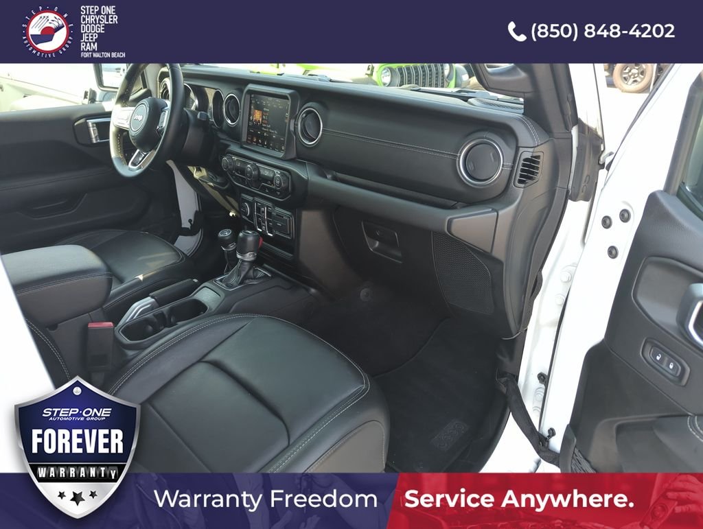 Used 2022 White Jeep Unlimited Sahara 4xe image 33