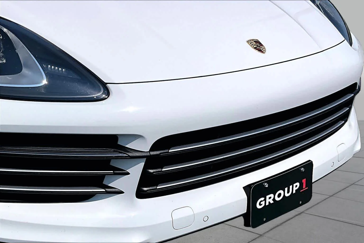Used 2020 White Porsche  image 30