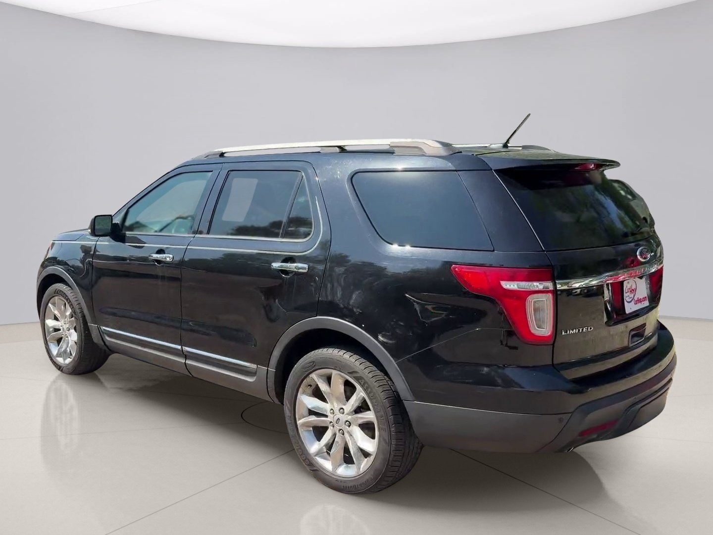 Used 2012 Gray Ford LIMITED image 3