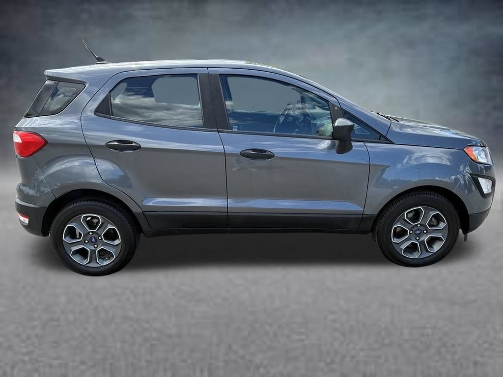Used 2020  Ford S image 5