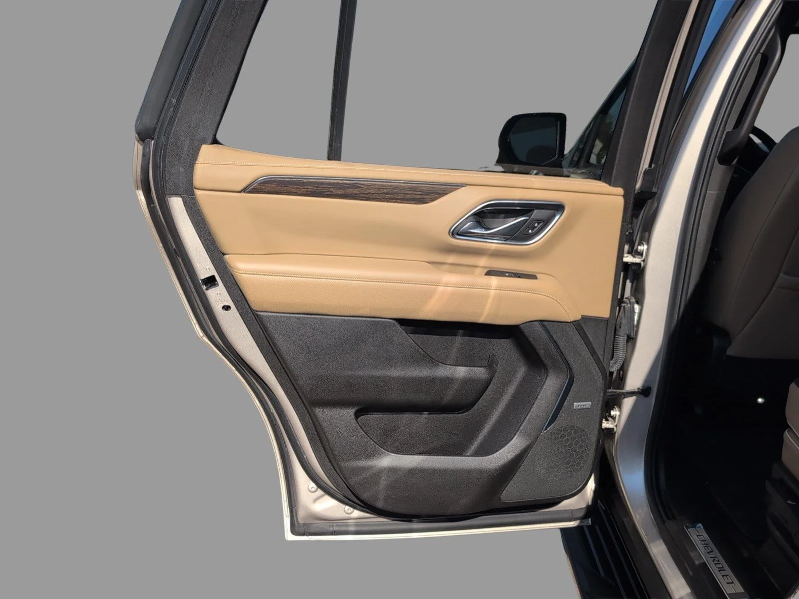 Used 2021 EMPIRE BEIGE METALLIC Chevrolet Premier image 14