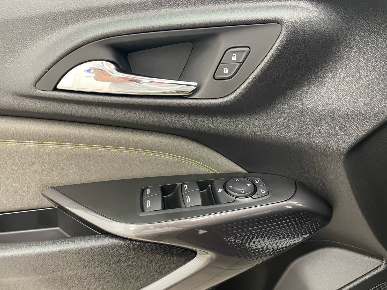 2026 Chevrolet Trax Activ - Photo 11