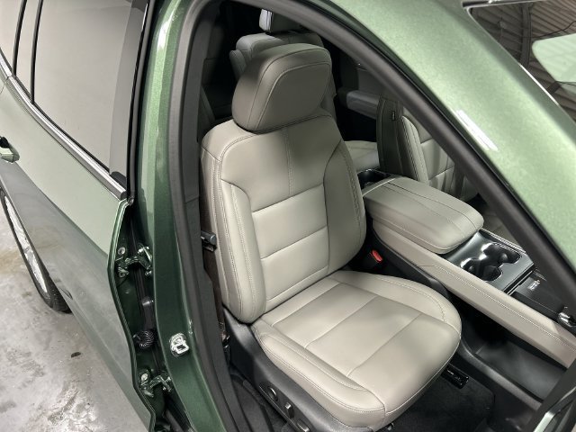 2027 GMC Acadia Elevation - Photo 24
