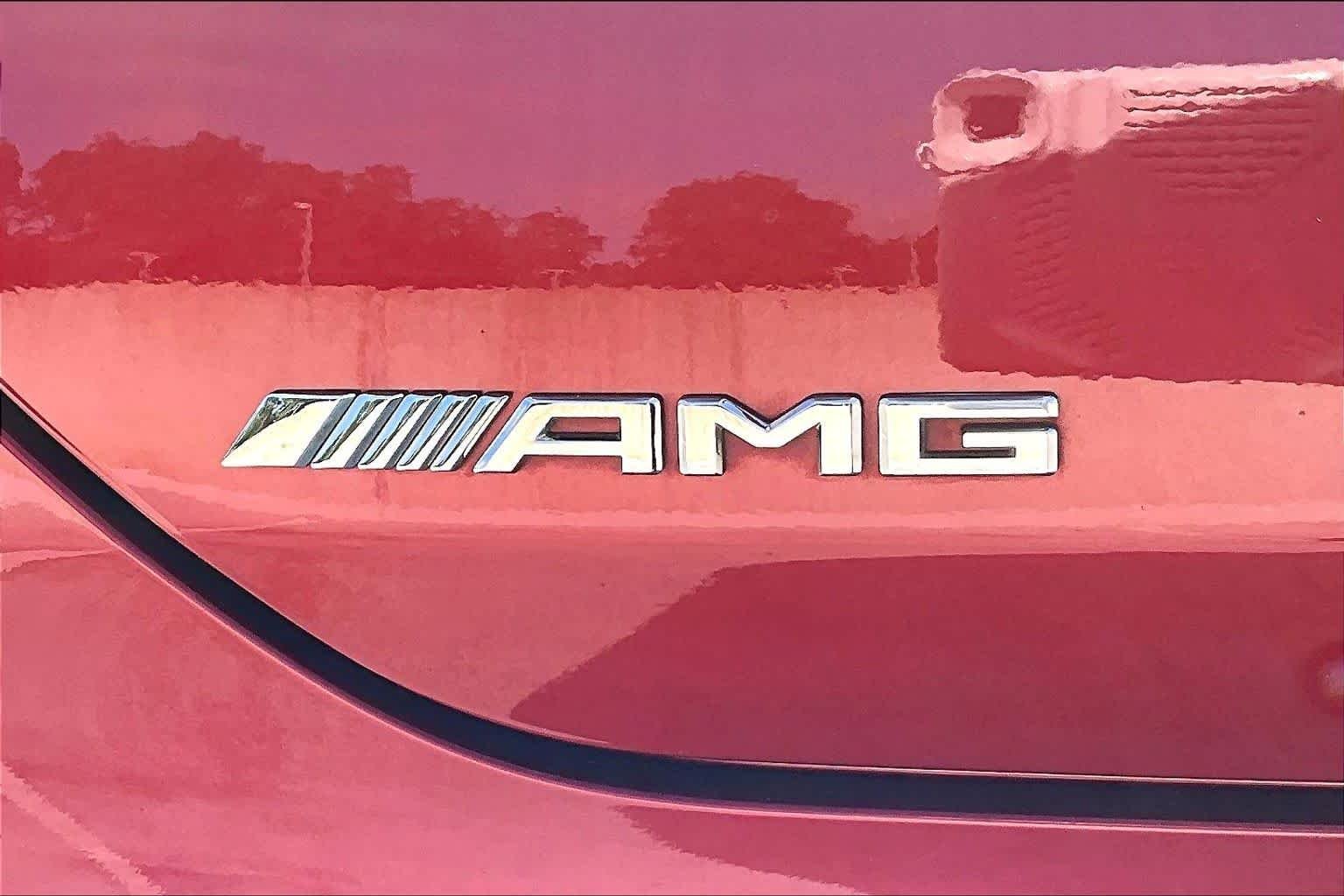 Used 2024 MANUFAKTUR Cardinal Red Metallic Mercedes-Benz AMG® GLE 53 image 31