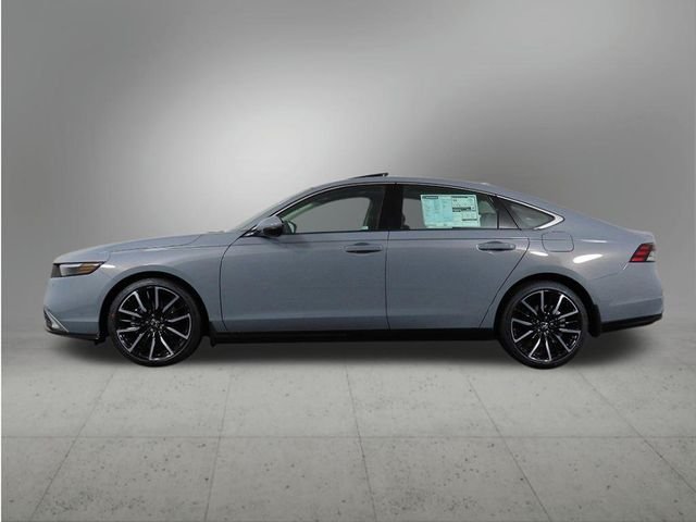 New 2026 Urban Gray Pearl Honda Touring image 2