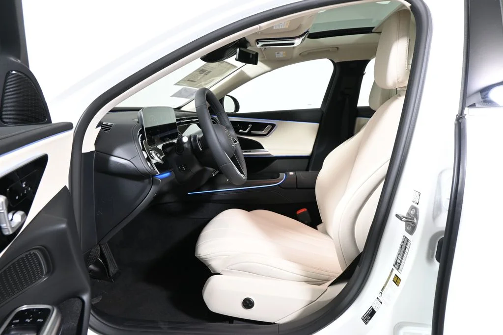 Used 2027 White Mercedes-Benz E 350 image 3