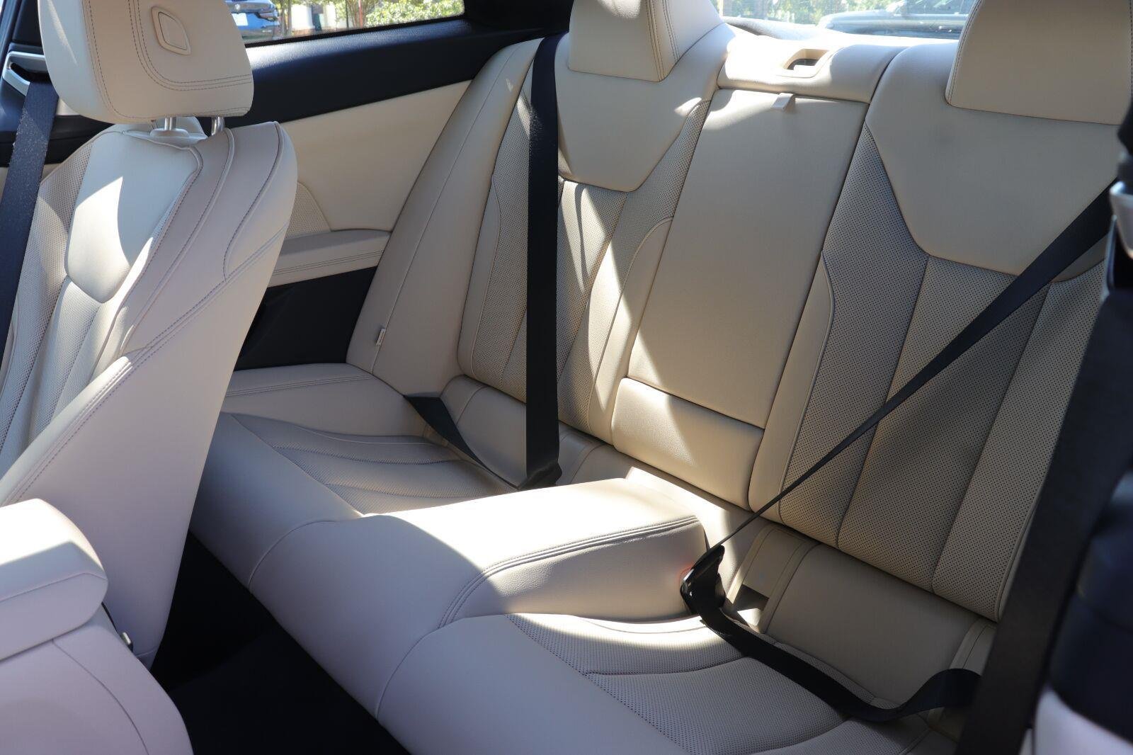 Used 2025 Cape York Green Metallic BMW M440i image 11