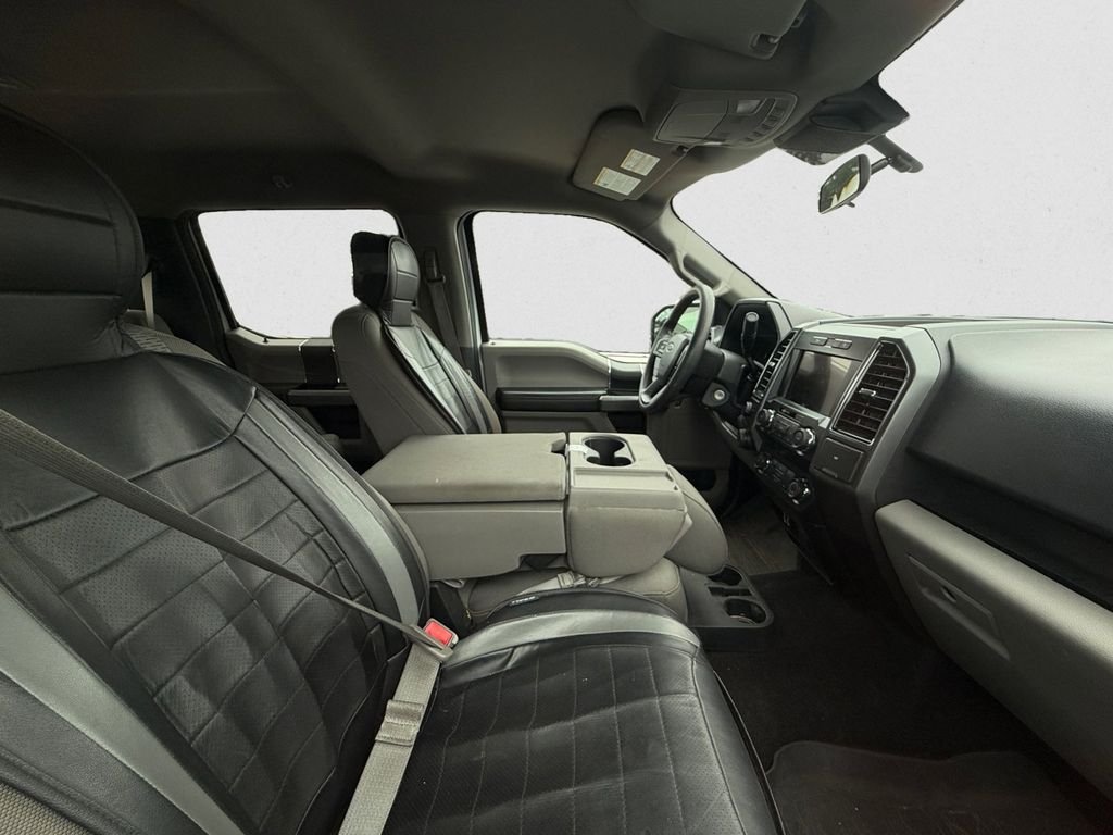 Used 2019 White Ford XLT image 10