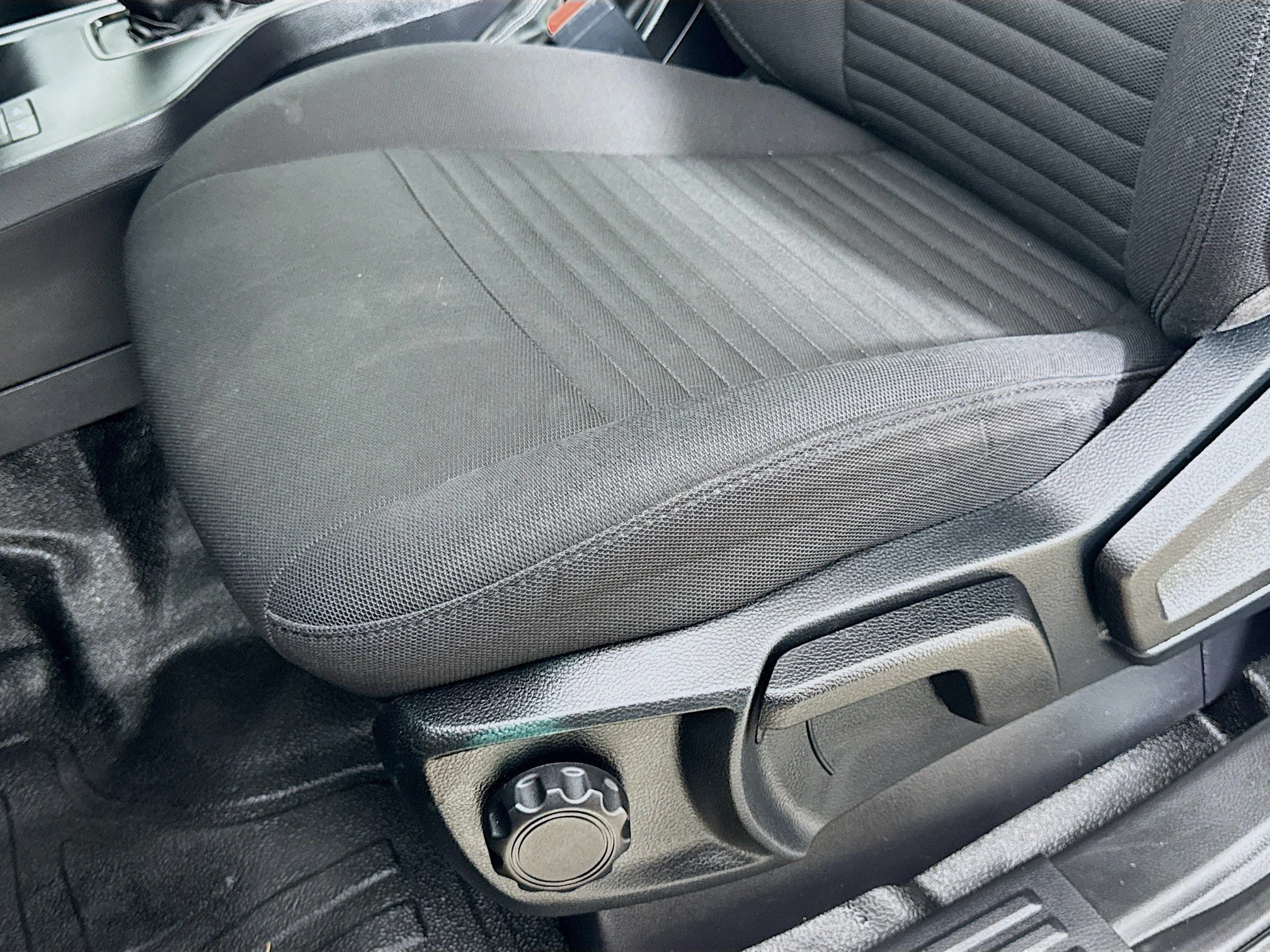 Used 2020 Black Ford XL image 21