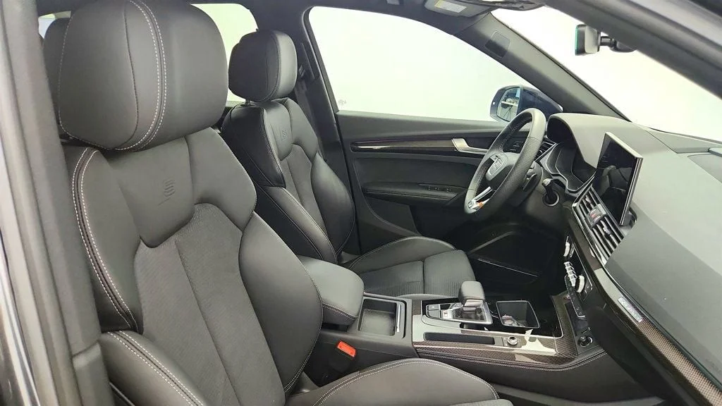 Used 2022 Daytona Gray Pearl Effect Audi Prestige 3.0 TFSI quattro w/ Sport Exhaust Tips, Black Optic Pkg image 25