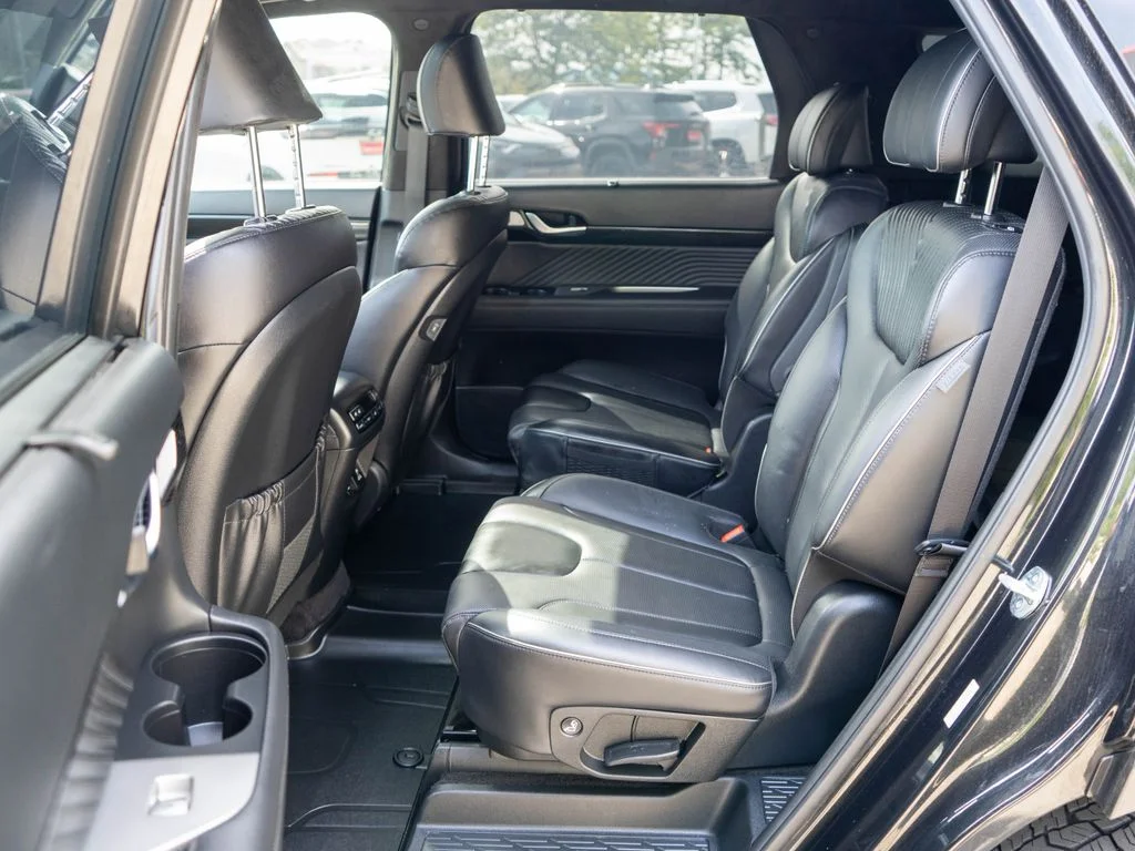 Used 2023 Black Hyundai Calligraphy image 14