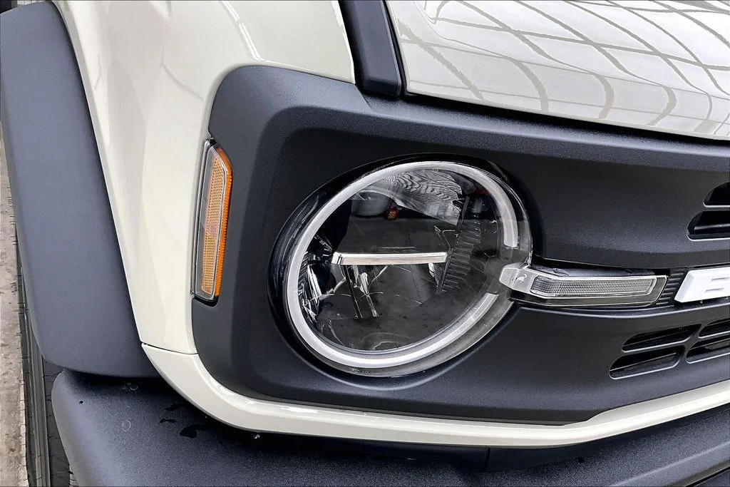 New 2025 Beige Ford Base image 30