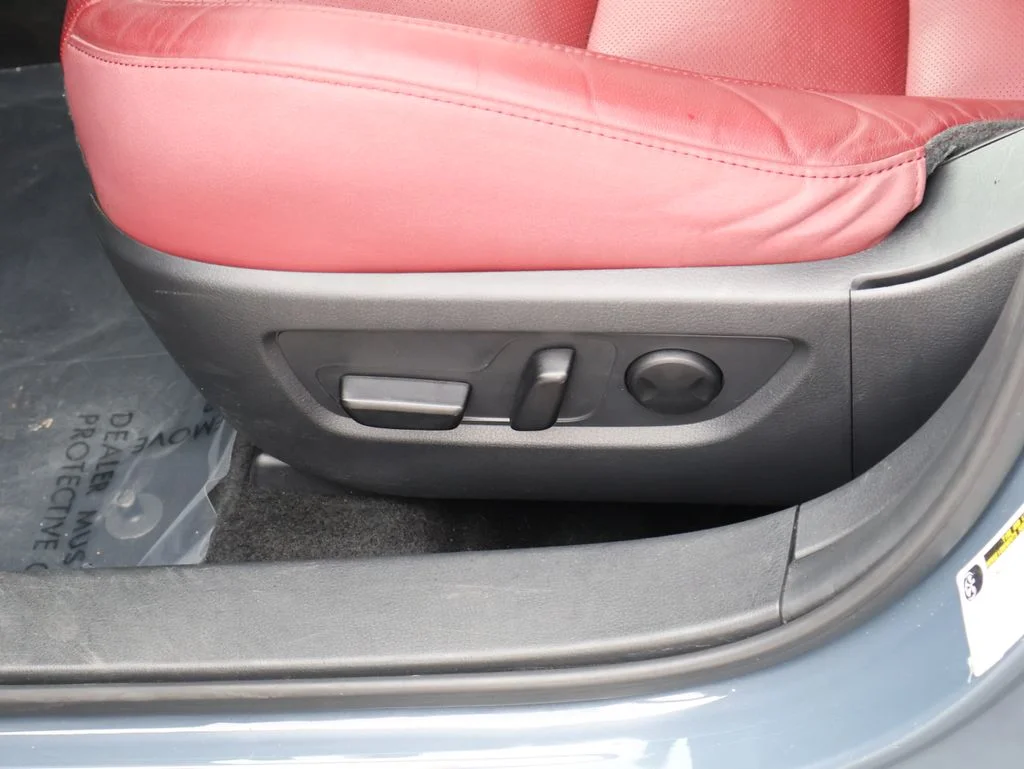 Used 2025 Gray Mazda 2.5 S Carbon Edition image 23