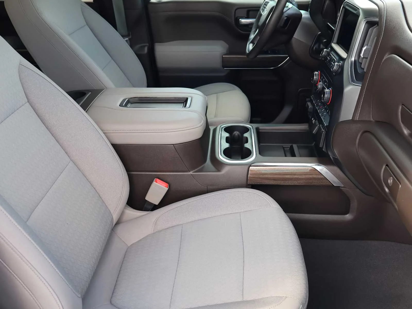 Used 2019 Black Chevrolet RST image 13