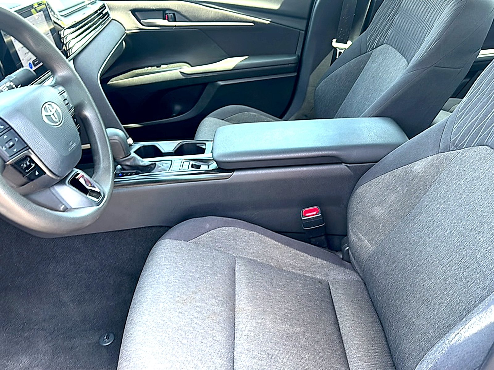 Used 2025 Super Black Toyota LE image 13