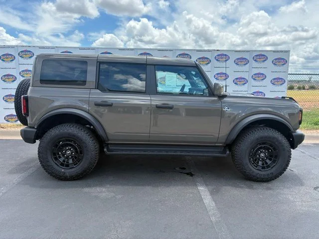 New 2026 Ford Bronco Outer Banks