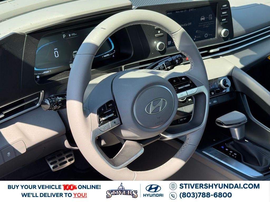 2026 Hyundai Elantra SEL Sport - Photo 17