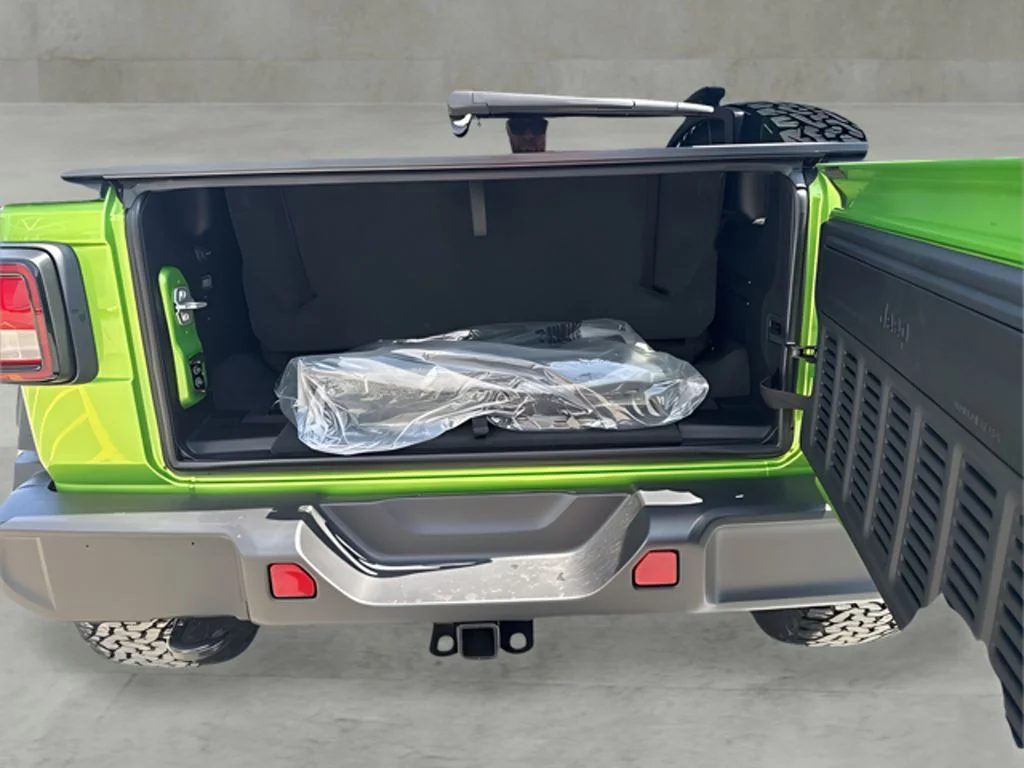 2025 Jeep Wrangler 2-Door Willys - Photo 10