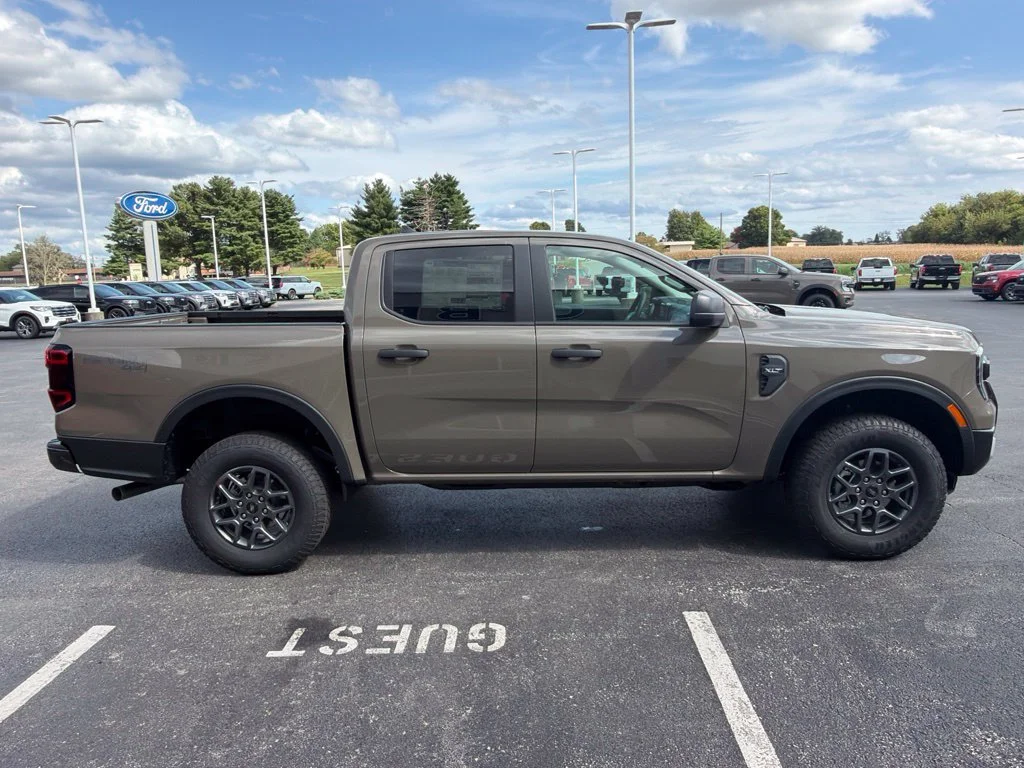 New 2026 Marsh Gray Ford XLT image 6