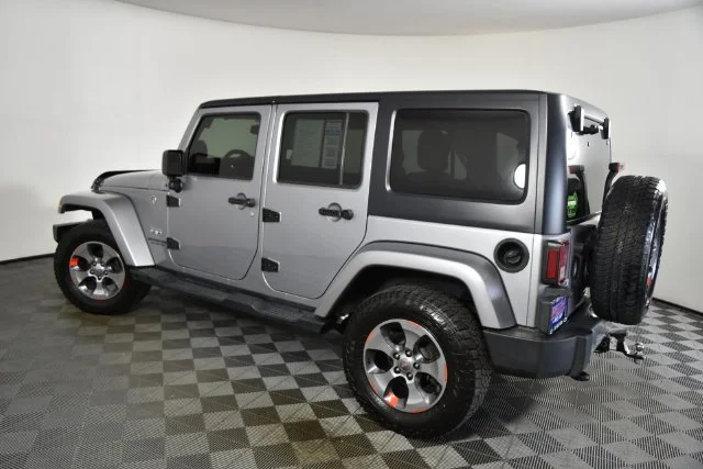 Used 2016 Silver Jeep Unlimited Sahara image 12